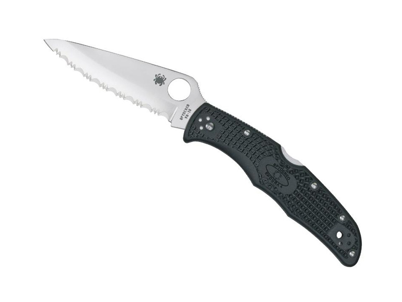 Couteau Spyderco Endura 4, lame à dents - manche 12,5 cm nylon/fibre de verre noir